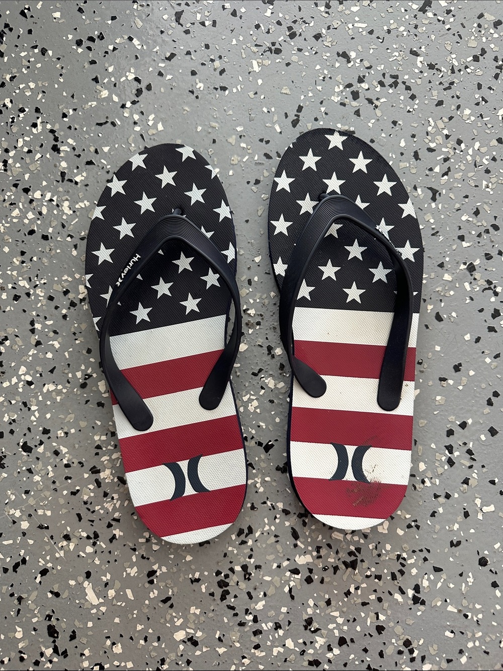 Hurley Men’s  Americana Star & Stripe Flip Flops - Black, Red, White